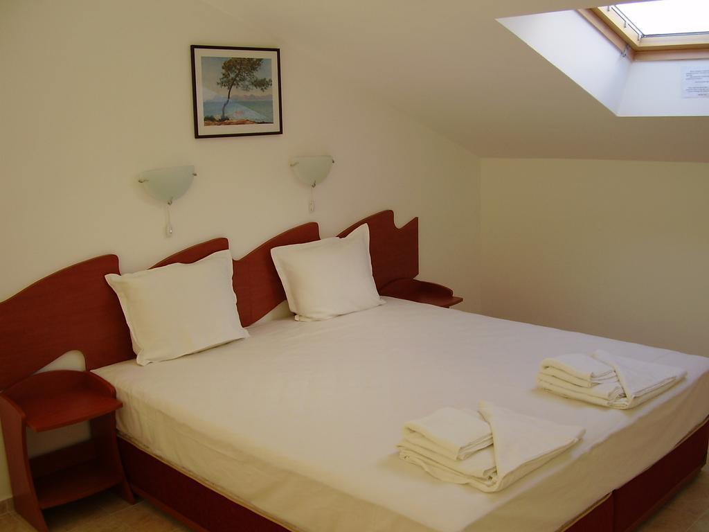 Hotel Alpina Lozenets Kamer foto