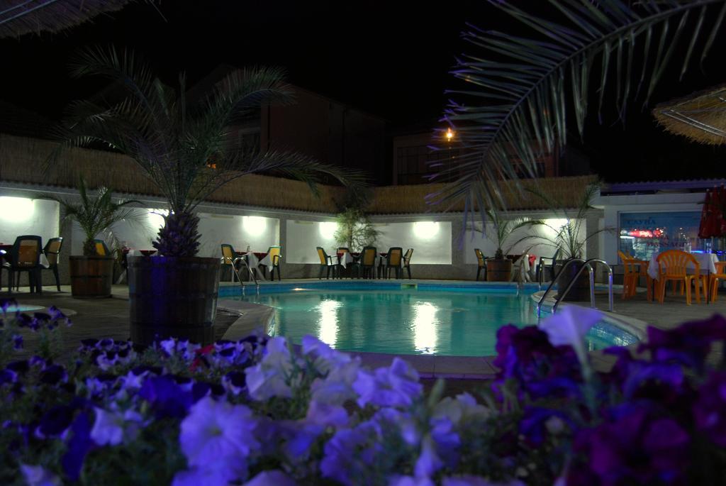 Hotel Alpina Lozenets Buitenkant foto